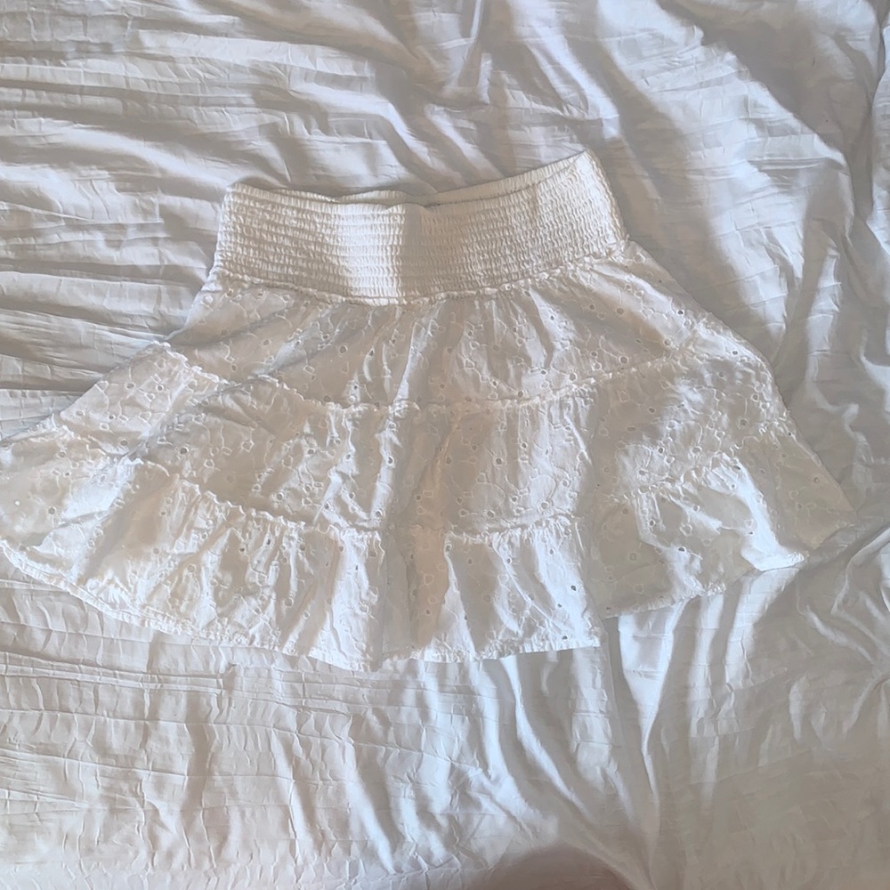 American Eagle floral white skirt